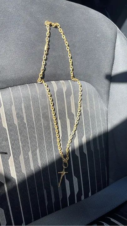 Colar com Cruz 100% de moeda antiga não descasca não perde a cor - Foto 3