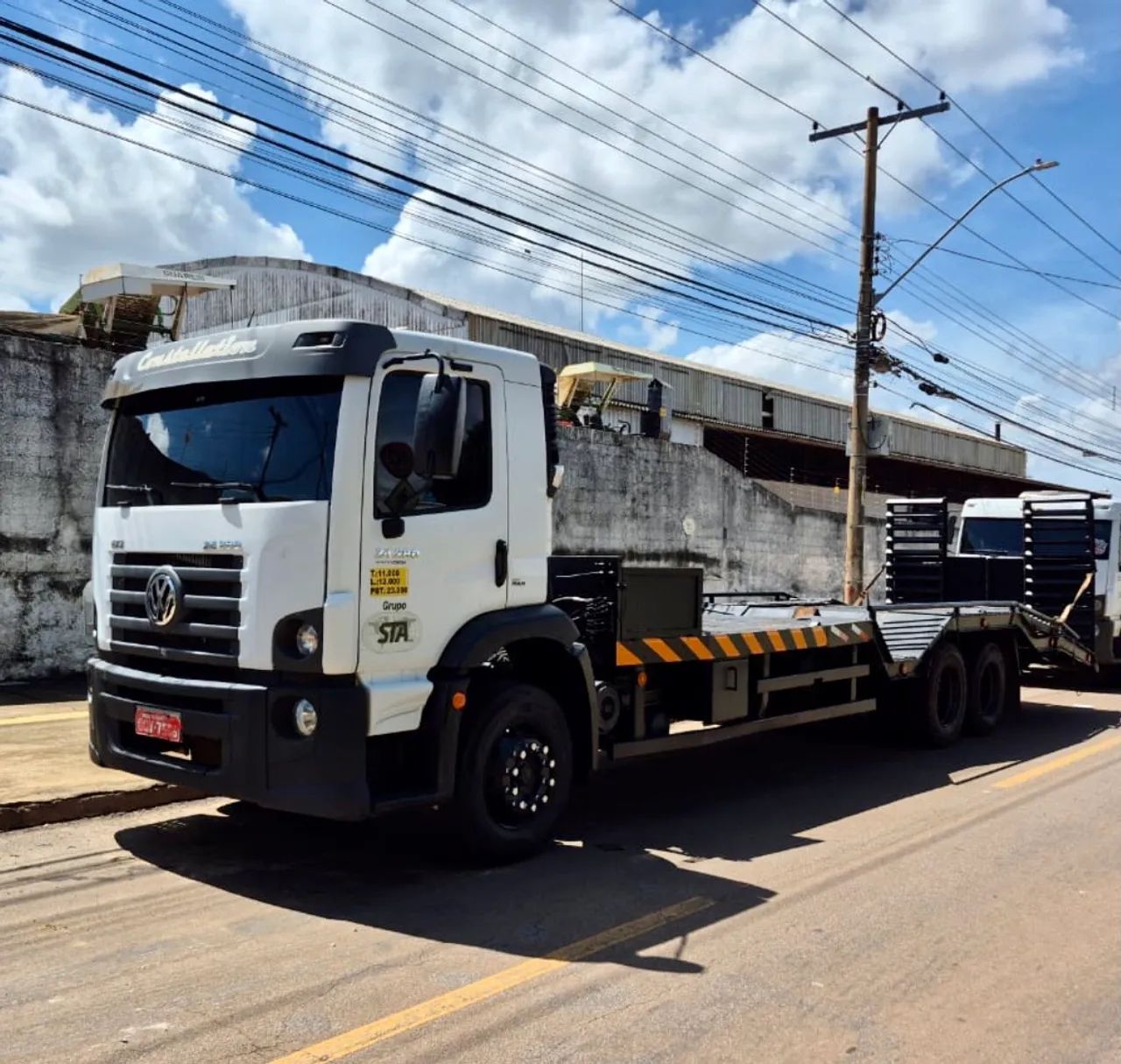 Caminhão Truck VW 24.250 6x2  Constellation E5 - Foto 2