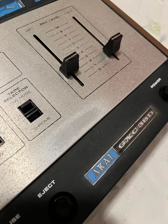 Som Vintage - Tape Deck Akai