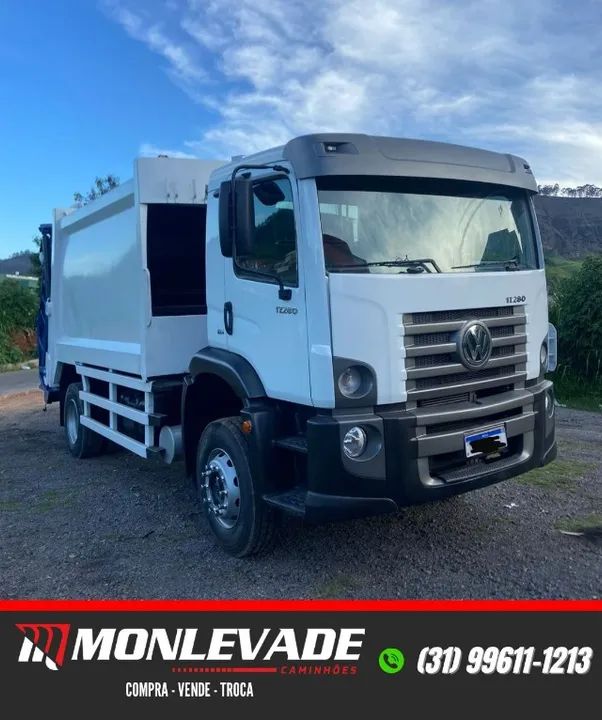 Caminhão VW 17280 Constellation - Ano 2016 - C/ Compactador