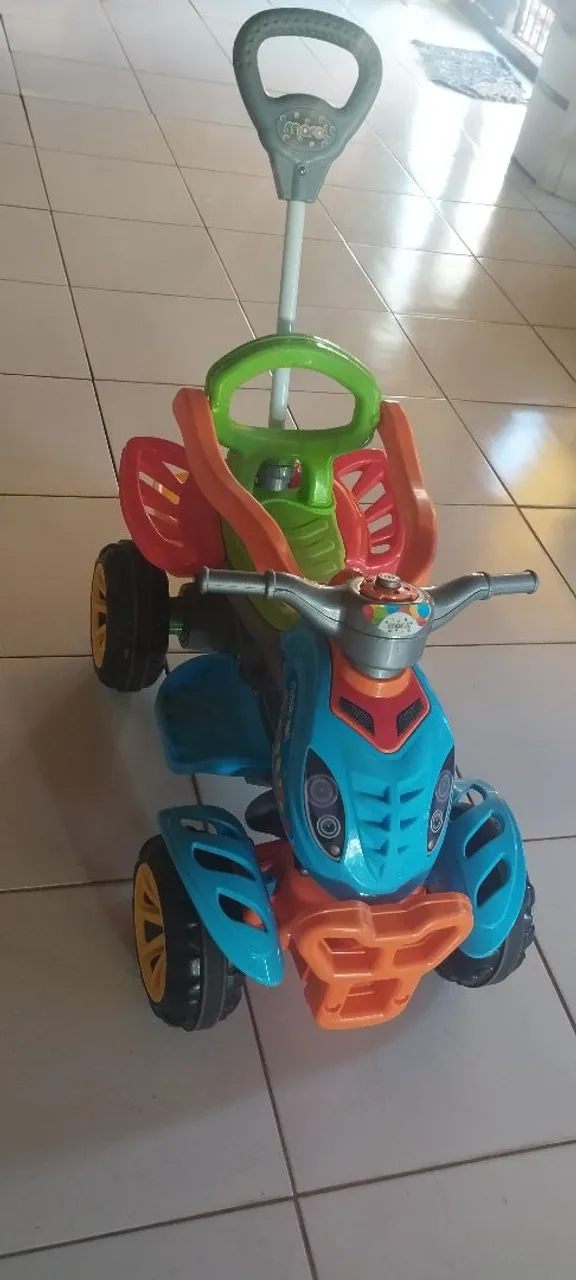 Carrinho Infantil - Andador com Haste