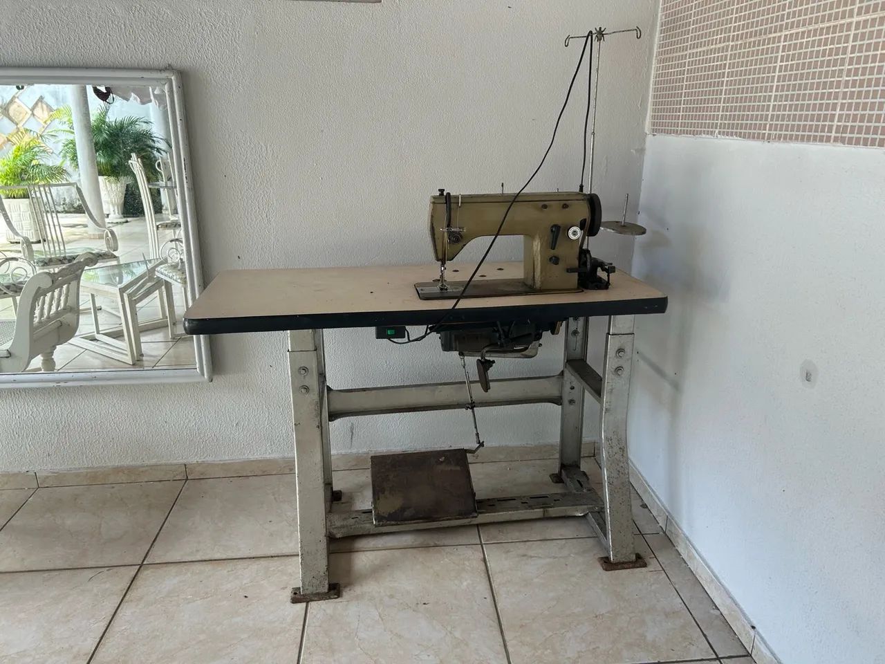 Máquina de Costura Industrial - Semi-nova - Foto 2
