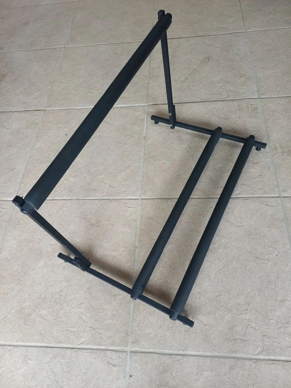Suporte  de chão para  instrumentos musicais - Foto 2