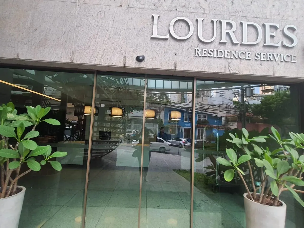 Imóvel para aluguel tem 40 metros quadrados com 1 quarto em Lourdes - Belo Horizonte - MG