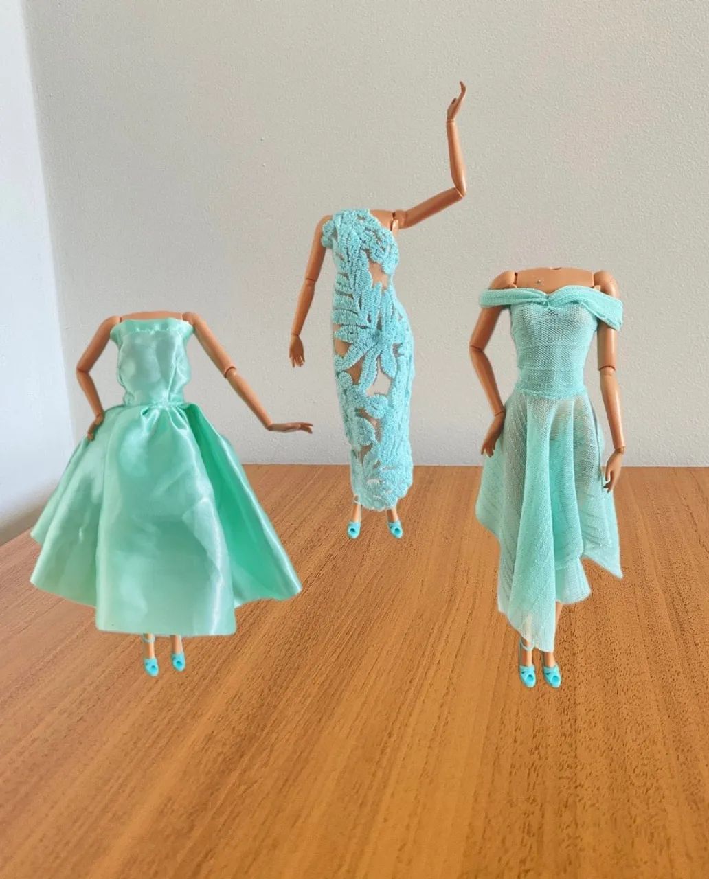 Barbie -  Kit Roupinhas + Sapatinho 