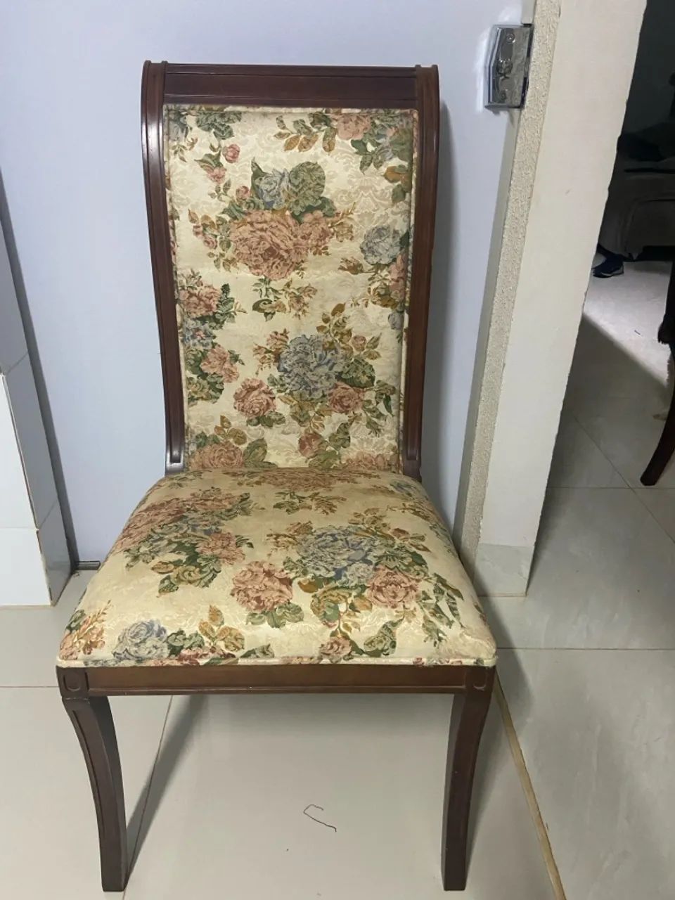 Mesa de Jantar em Vidro Preta com 8 Cadeiras - Foto 3