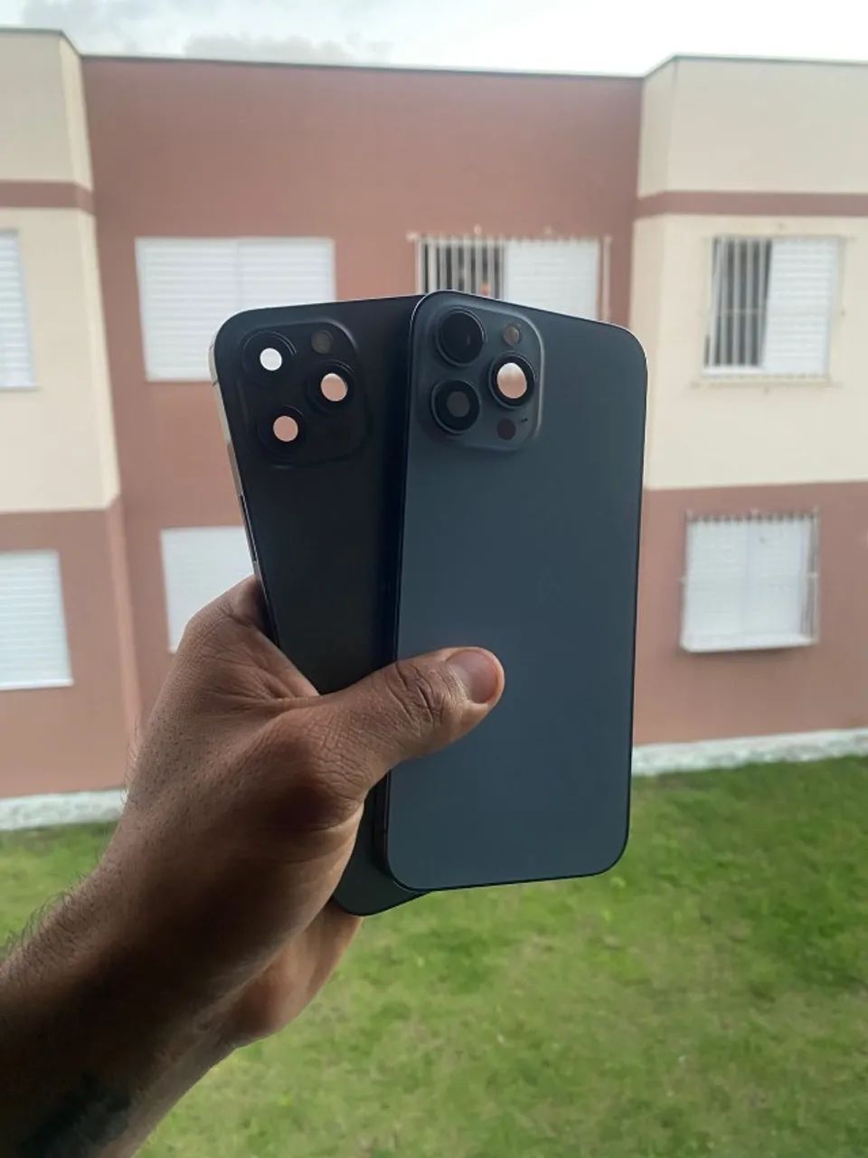 carcaças originais para iphones acima do 12 pro max.
