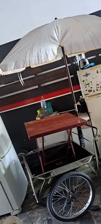 Triciclo pra trabalhar ou montar alguma coisa pra vender..! - Foto 3