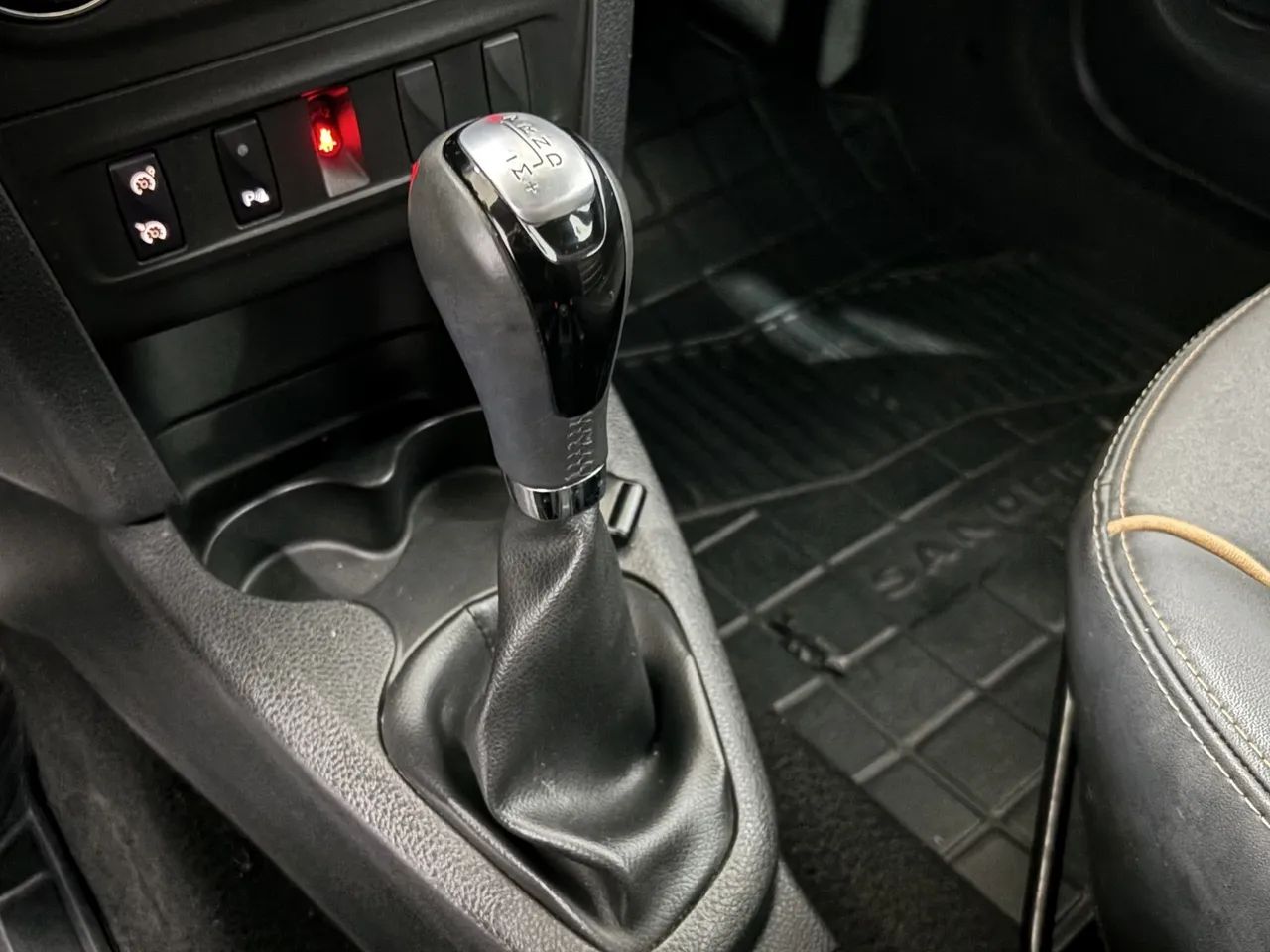 Renault Sandero Stepway Hi-flex 1.6 16V 5P Aut. 2020 - Foto 11