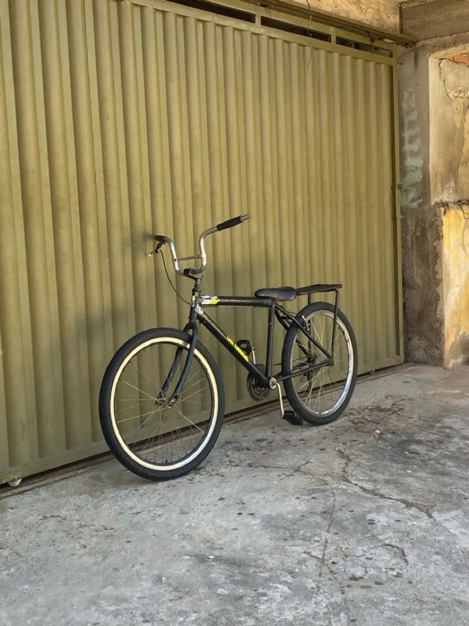 Bicicleta antiga de aro 26 - Foto 2