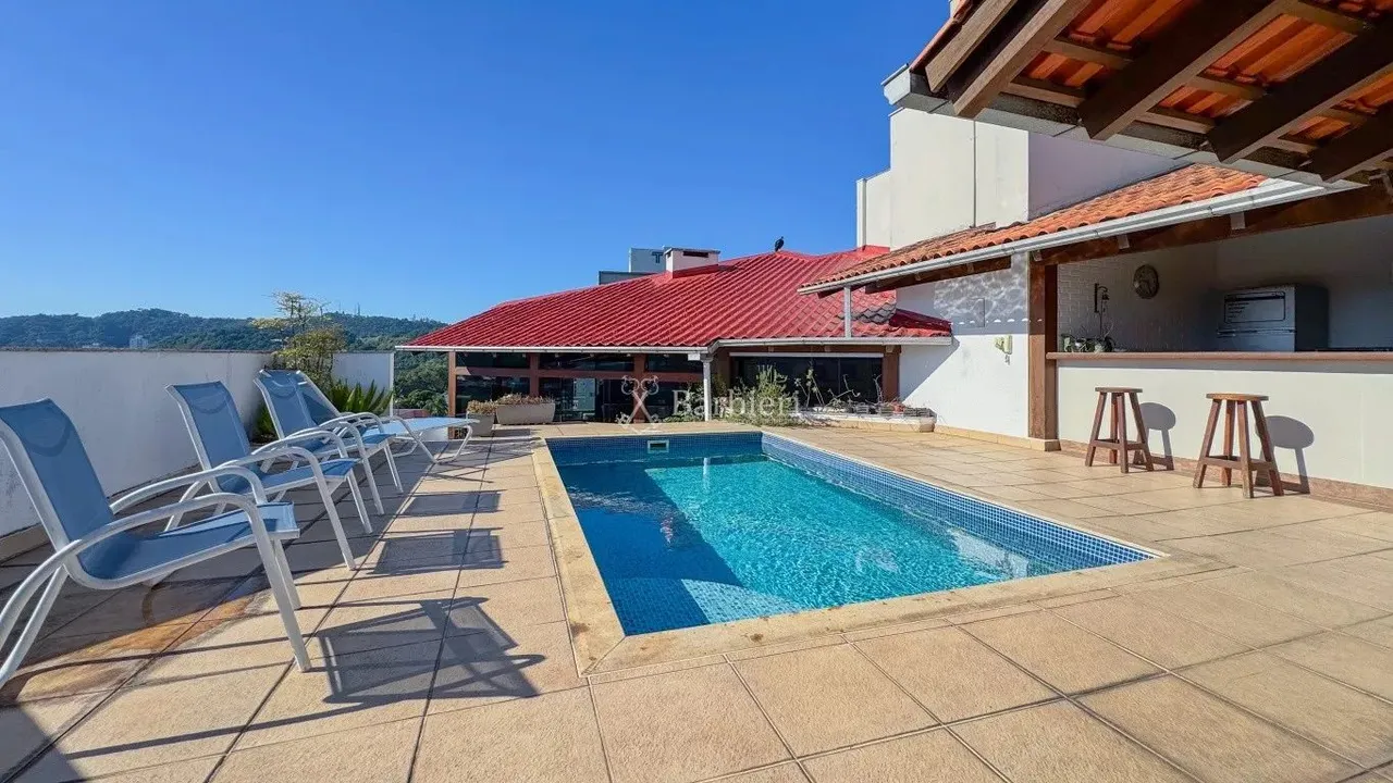 Cobertura Duplex com 3 quartos sendo 1 suíte e 388 m² no bairro Itoupava Seca em Blumenau/