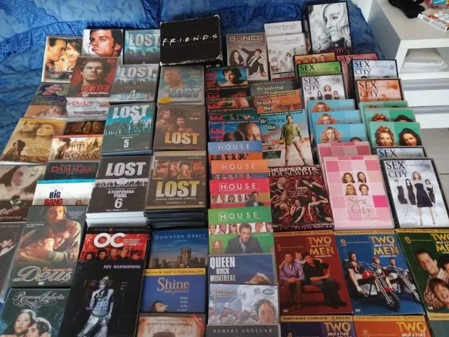 Séries originais e algumas autorais e filmes em DVD