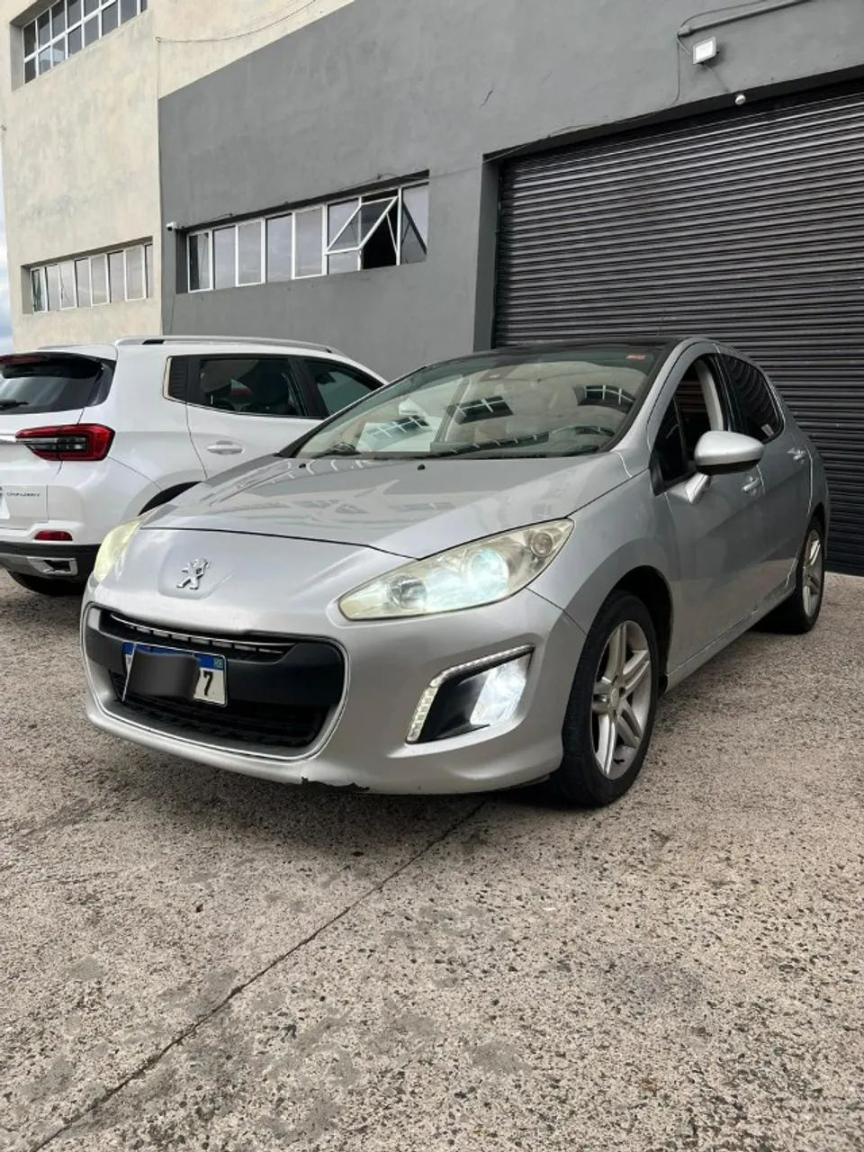 Peugeot 308 - 2.0 Allure - Flex - Automático *OPORTUNIDADE*
