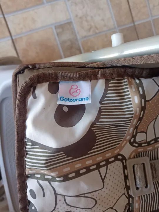 Carrinho de bebê  Galzerano unissex com capa de panda - Foto 4