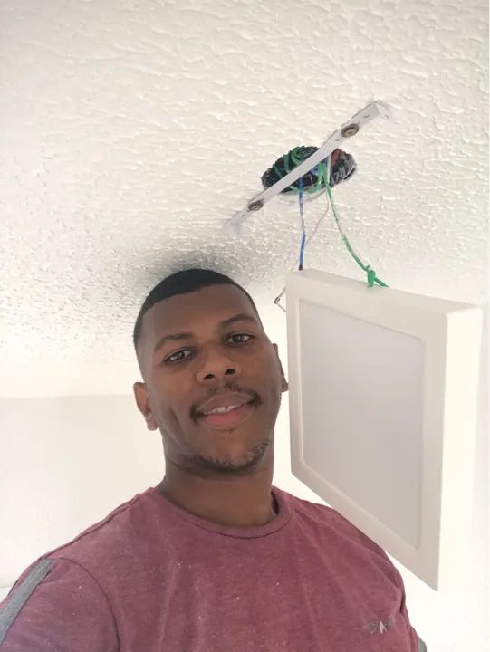 Eletricista - Pintor- Pequenas reformas - Foto 3