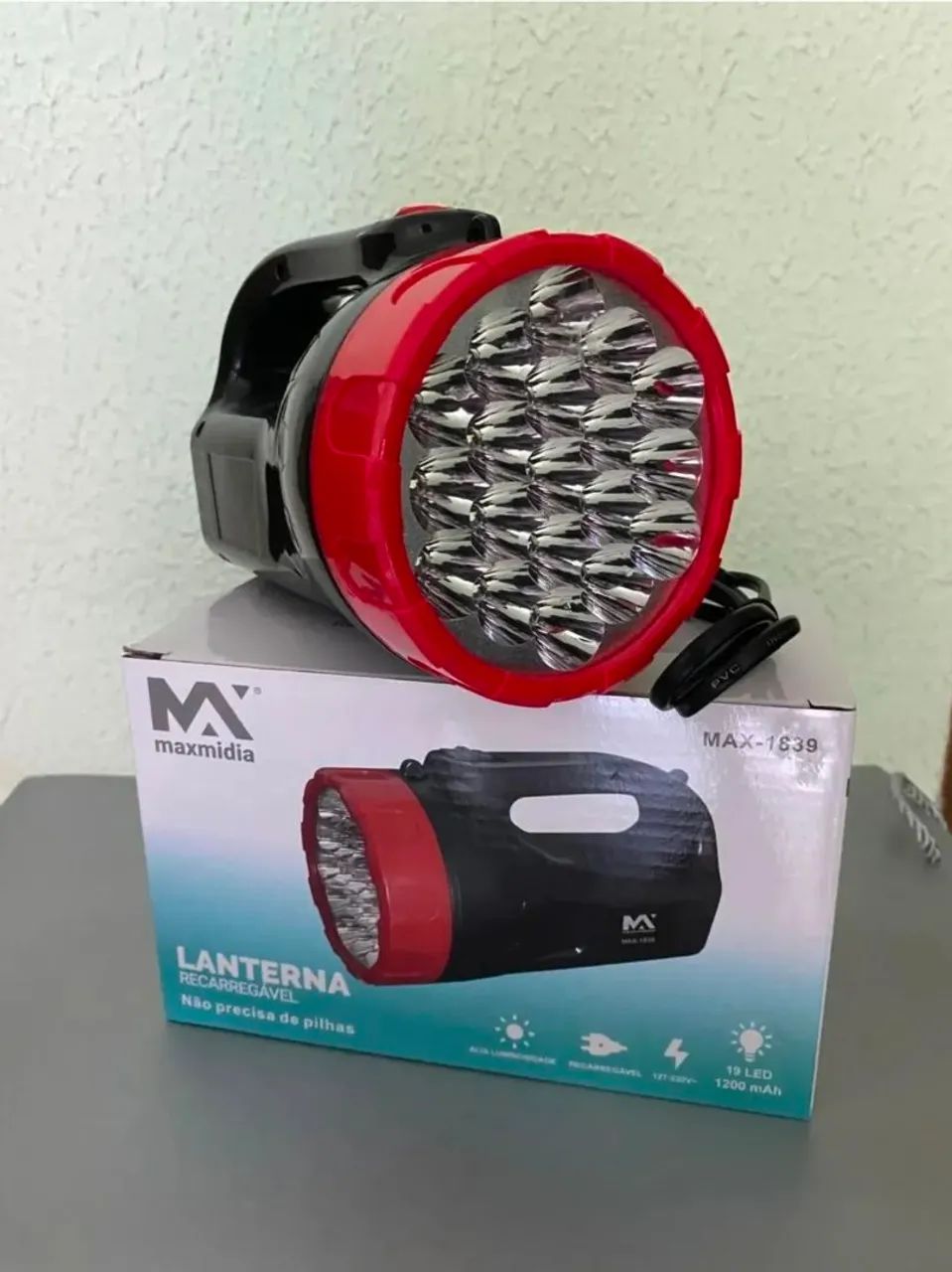 Lanterna Grande Recarregável com Led 