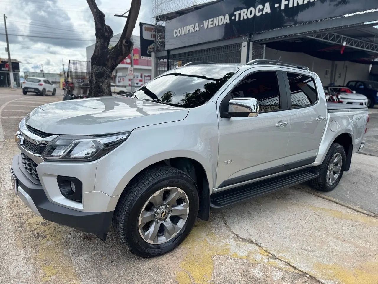 Chevrolet S10 LTZ 2.8 4x4 Diesel Aut 2022  30.284 KM RODADOS  R$ 185.000,00 - Foto 3
