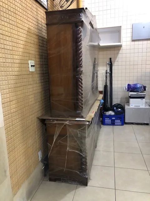 ESTANTE MADEIRA MACIÇA MACHETADA  - Foto 3