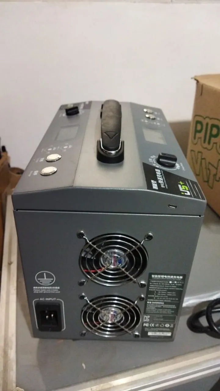 Carregador de Bateria Inteligente