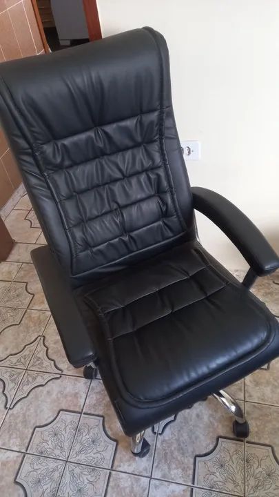 Cadeira de Escritório com Rodinhas - Foto 2