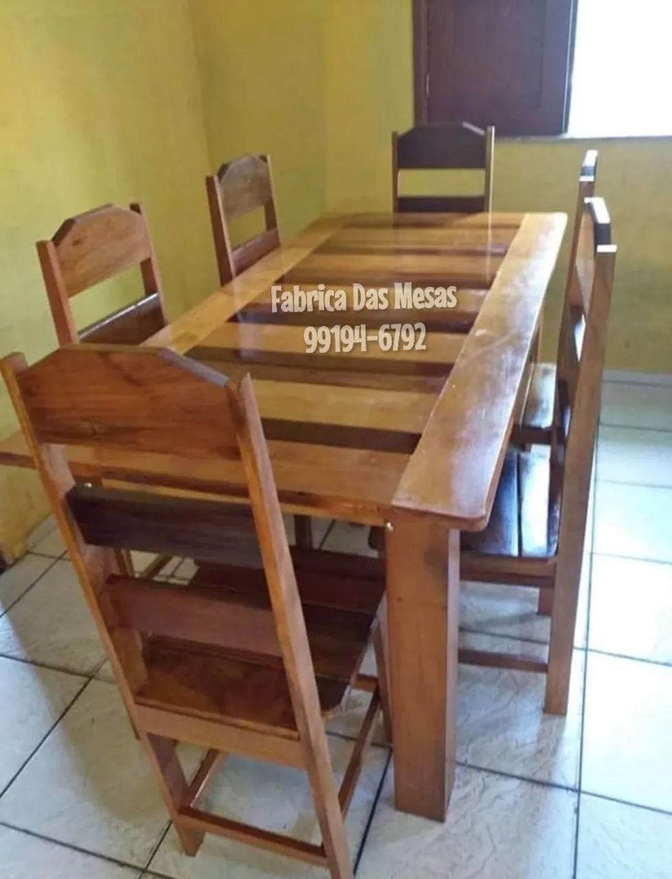 Vendo Mesa de Madeira com 4 6 Cadeiras - Foto 3
