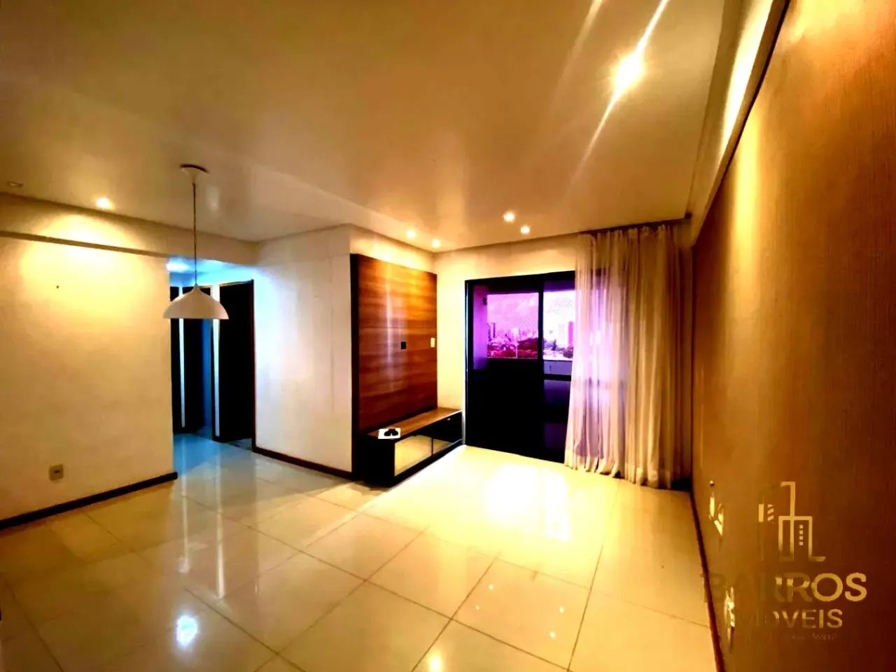 *LOCAÇÃO* Apartamento de 3 quartos no Stiep Suite, Varanda e Vaga 80m² R$4.500,00 com taxa