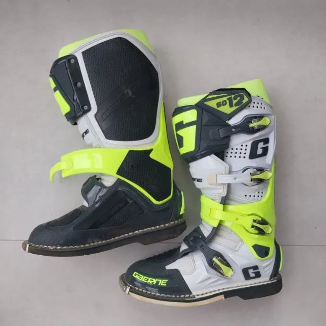 Bota Motocross Gaerne Sg12 Branco Amarelo Limão 44 Semi-nova - Foto 4