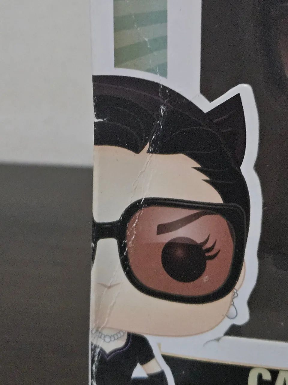 Funko Pop Catwoman 225 Caixa Danificada DC Bombshells - Foto 4