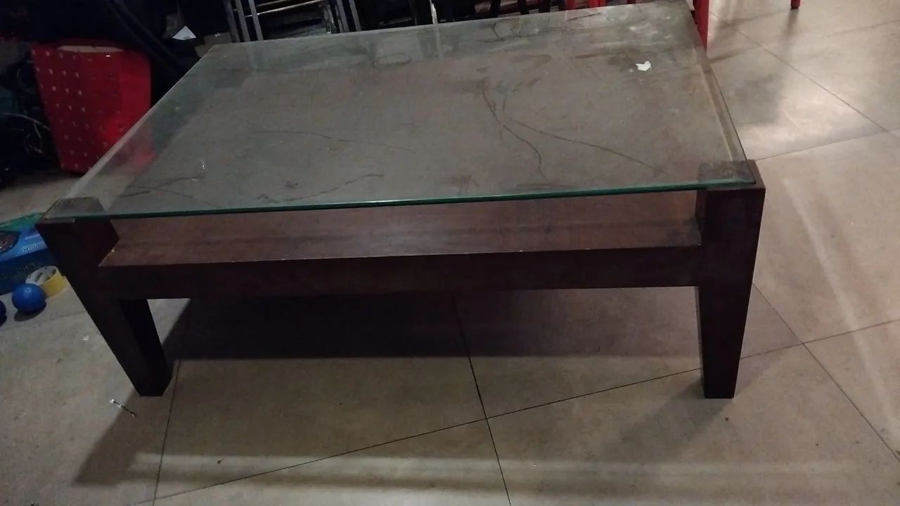 Mesa de centro com vidro - Foto 4