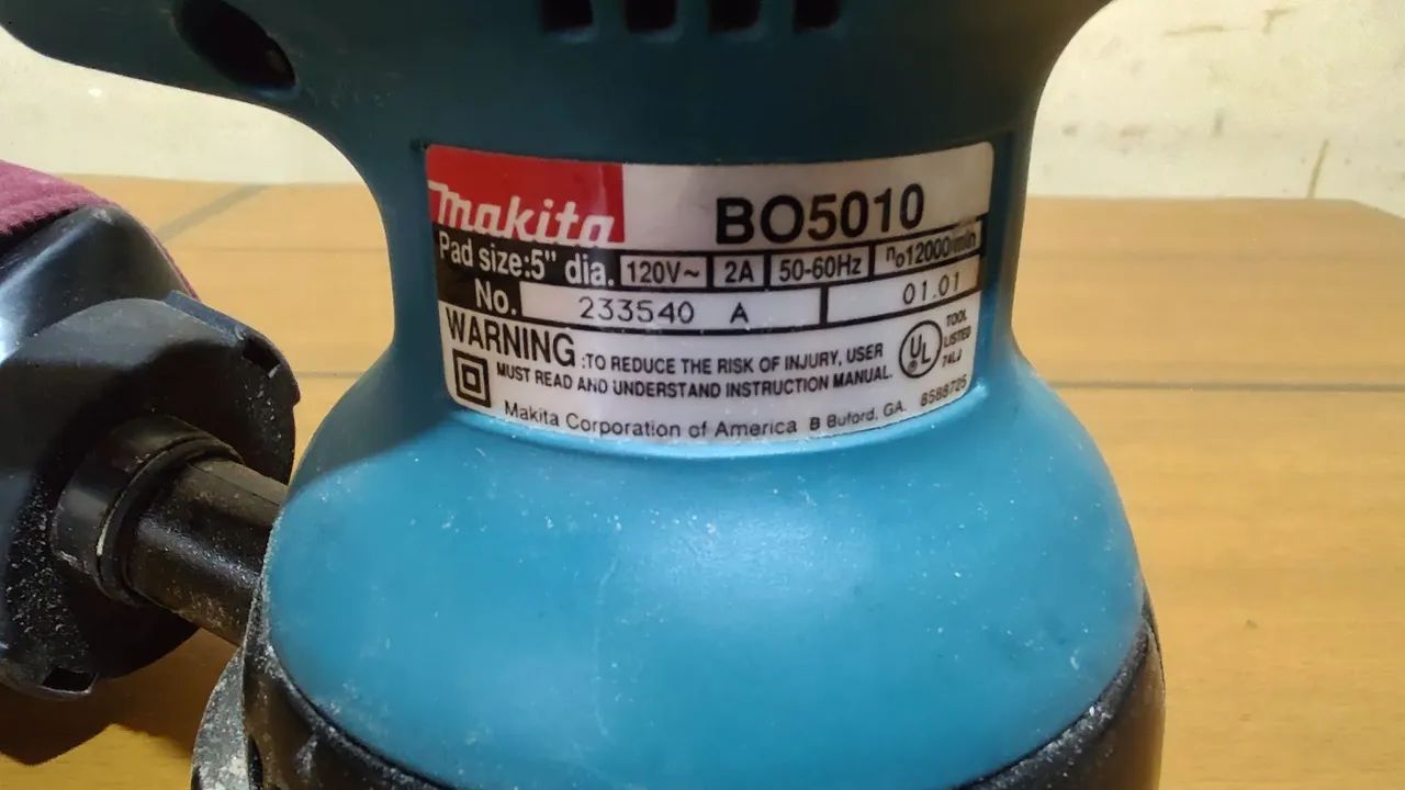 Lixadeira roto orbital Makita BO5010. 127v 240w - Foto 2