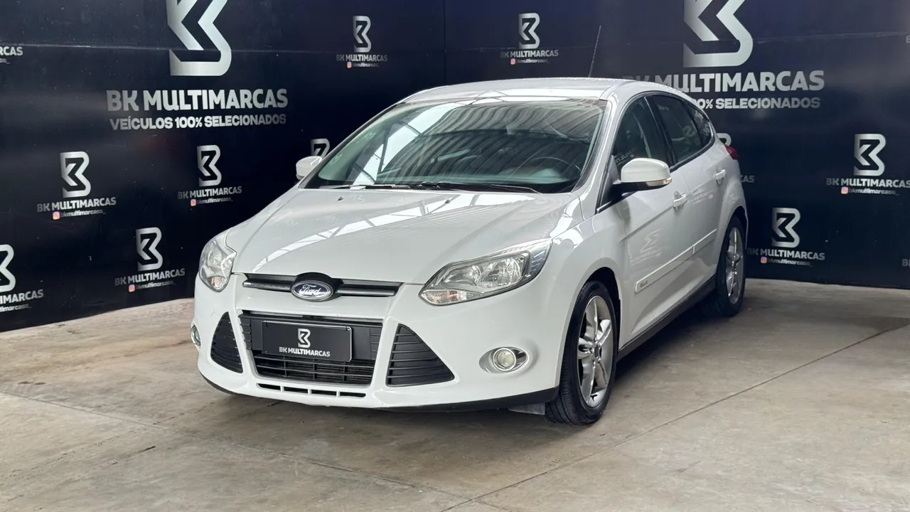 Ford Focus Hatch Se 2.0 Automático 2015