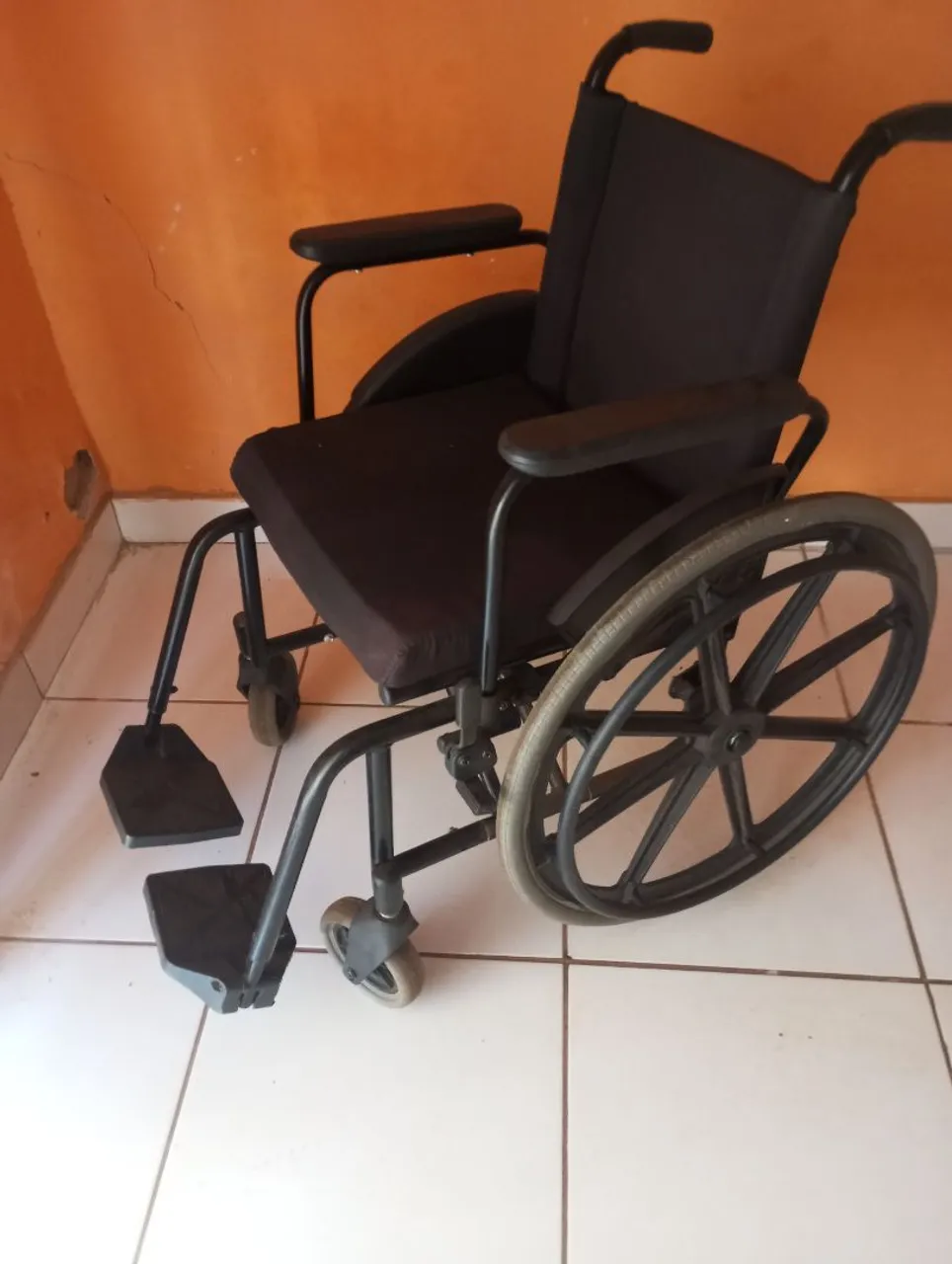 Cadeira de Rodas - Conforto e Mobilidade
