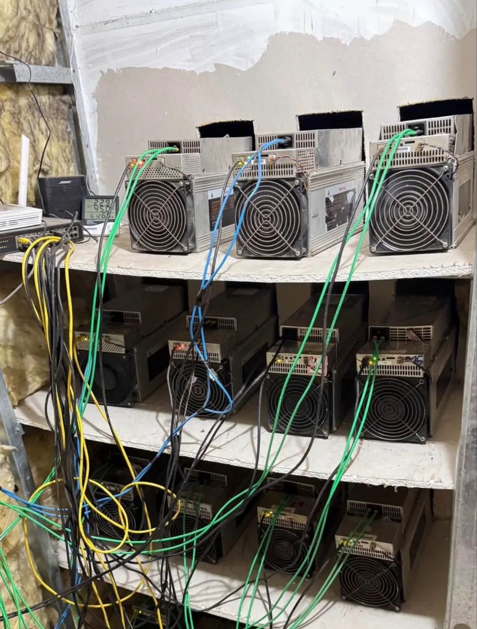 Máquina de minerar bitcoin 82th - Peças de Hardware - Jardim São Luís, São  Paulo 1458862436 | OLX