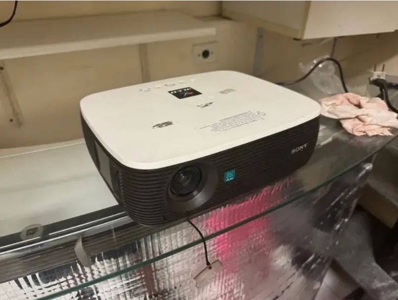 Projetor Sony VPL-ES3 No Estado 