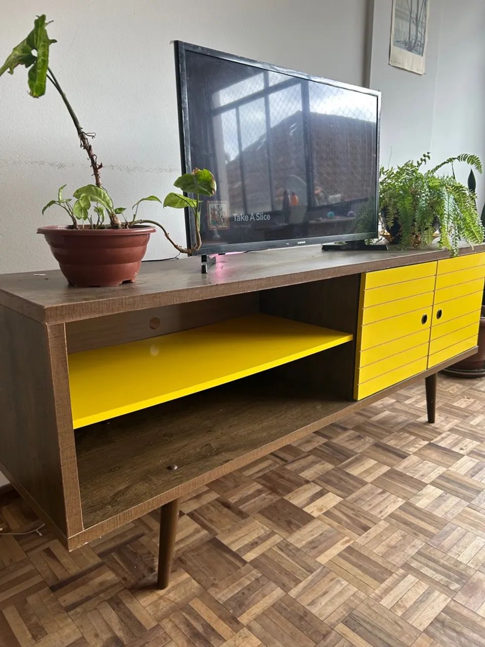 Rack de TV moderno com design vintage - Foto 2