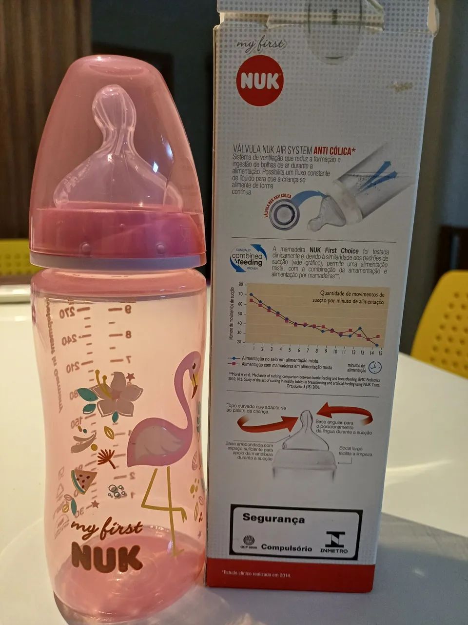 02 Mamadeiras seminovas de 330ml: uma Nuk my first e outra Kuka. - Foto 3