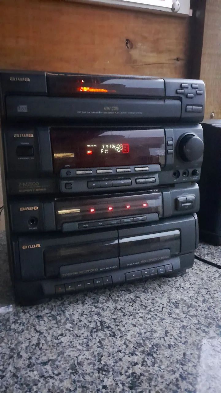 Aiwa com Bluetooth 