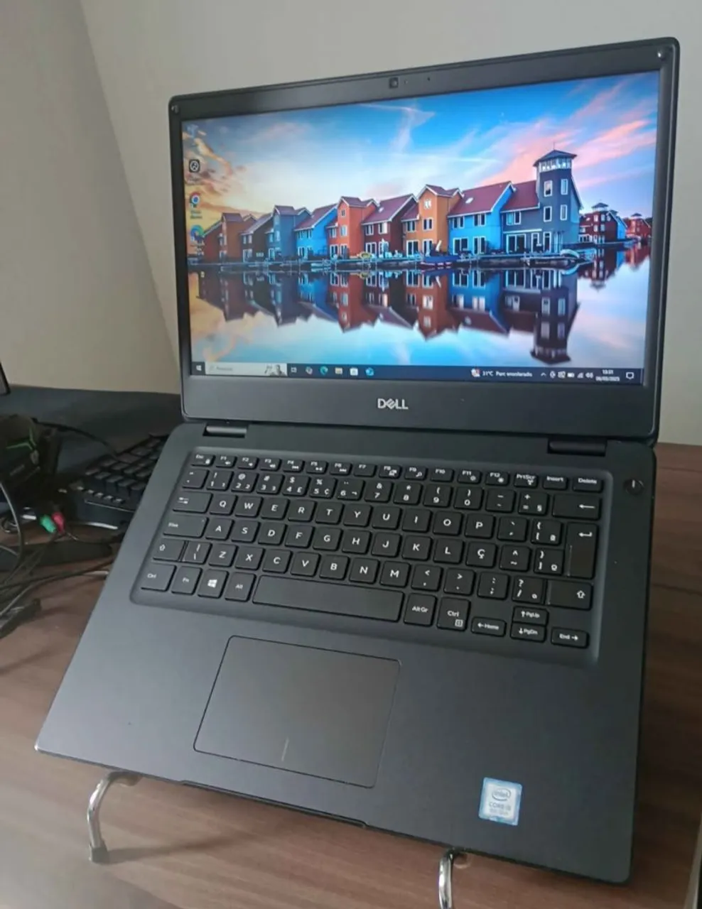 Notebook Dell - core i5 da oitava geração 