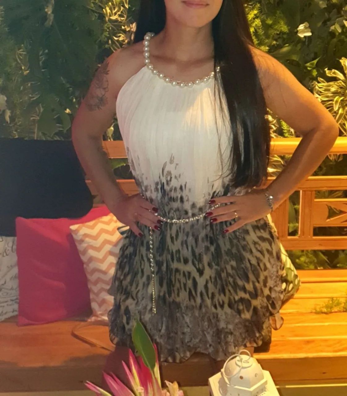 Vestido de festa com detalhe de pérolas - Foto 4