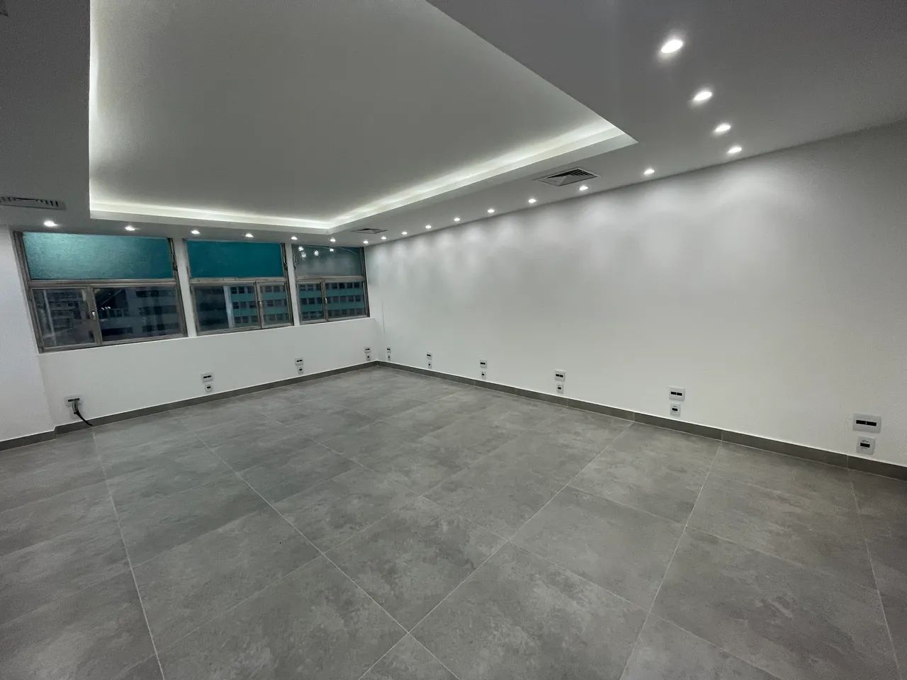 Escritório para aluguel com 46 metros quadrados em Centro - Rio de Janeiro - RJ