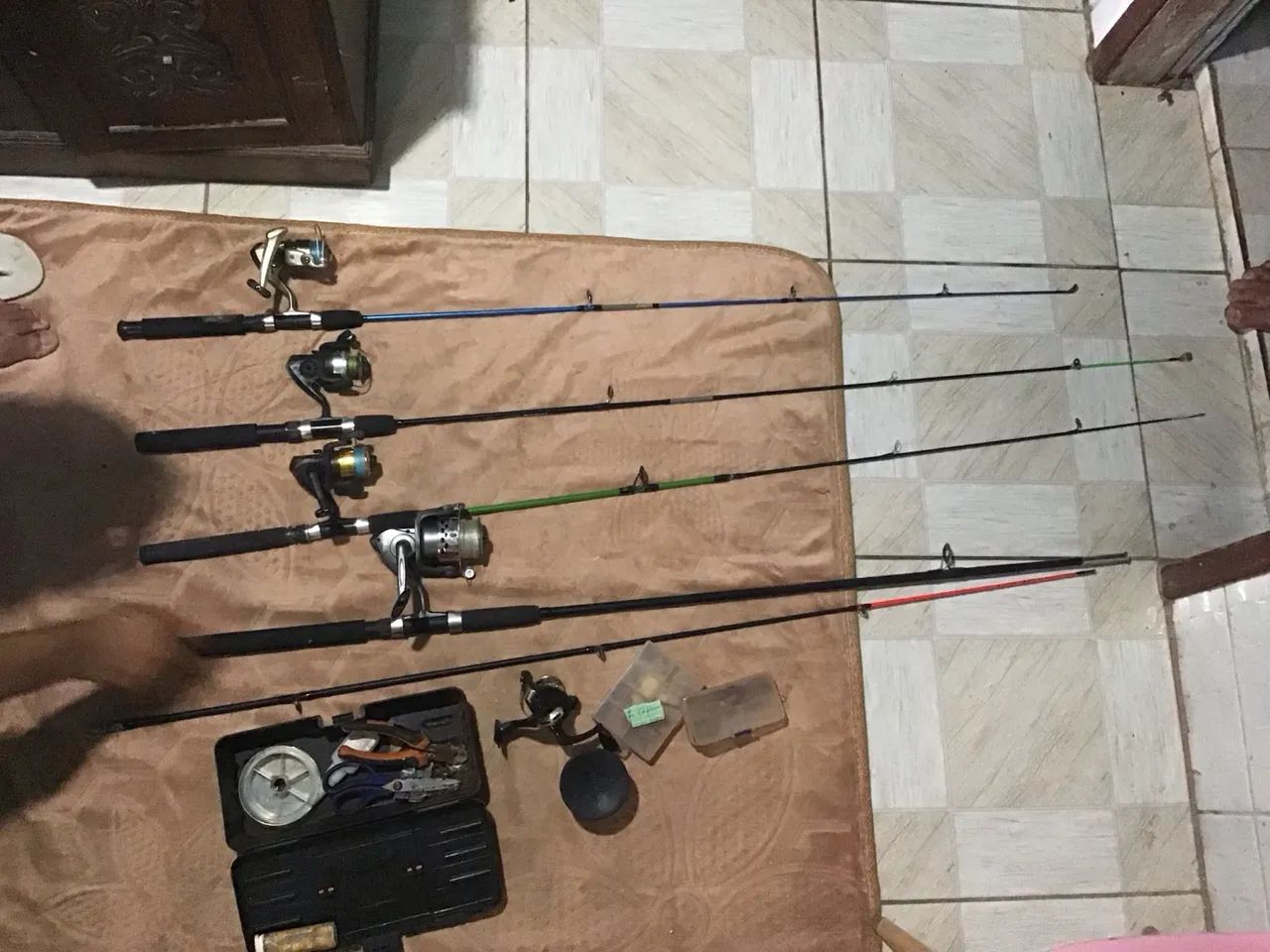 Kit de Varas de Pescar - 4 varas 