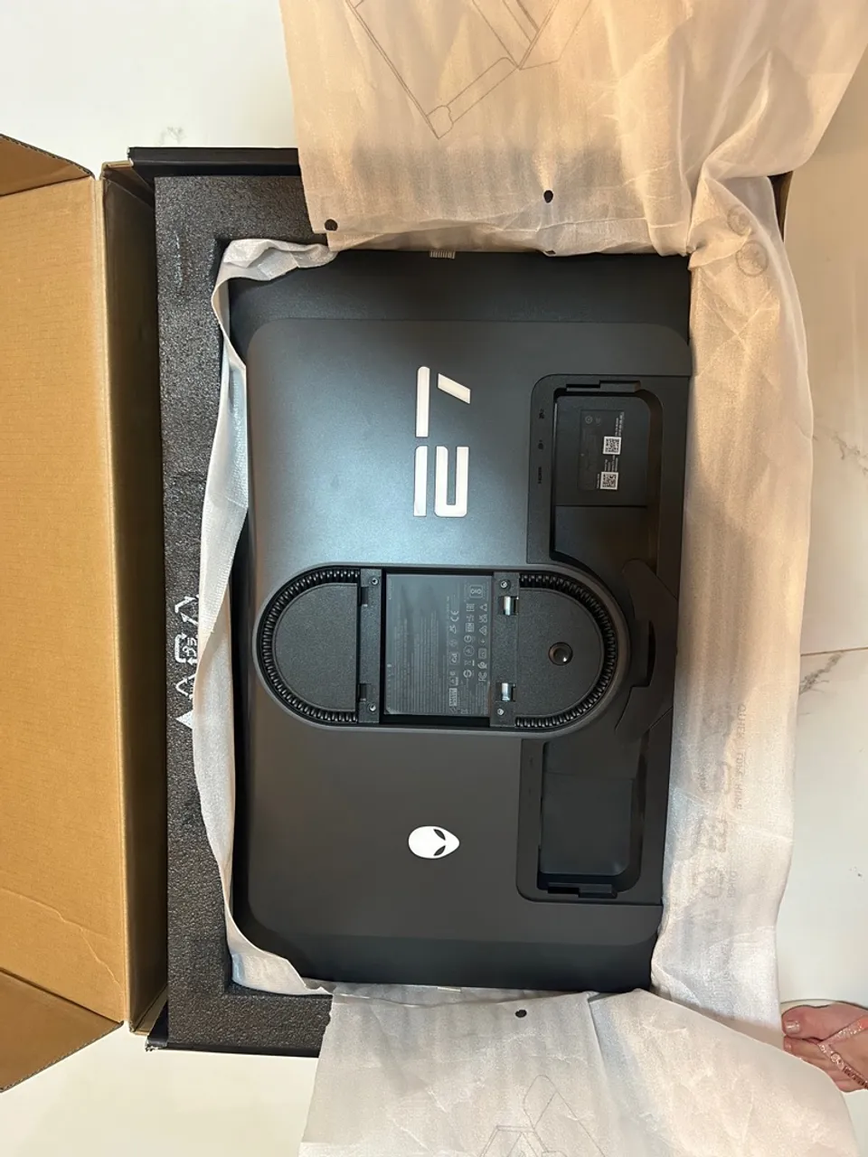 Monitor oled alienware 27