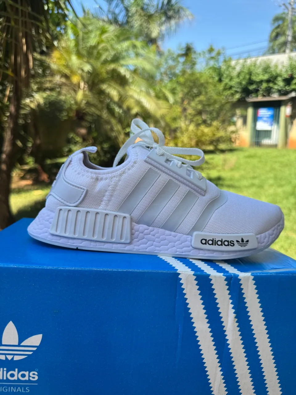 Tênis Adidas NMD_R1 Branco