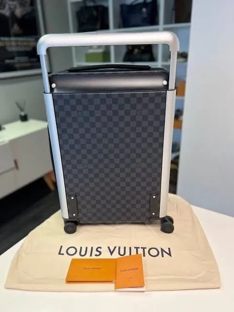 A Mala Louis Vuitton Viagem Original comprada em Paris 2024 - Foto 4