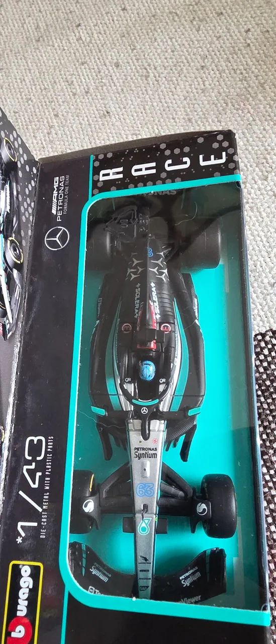 F1 Mercedes 1:43 - Foto 4