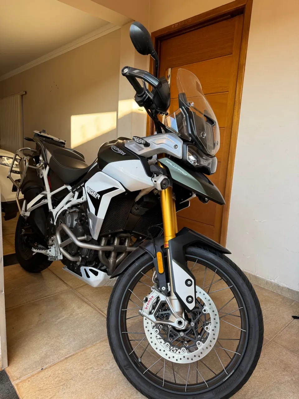 Triumph Tiger 900