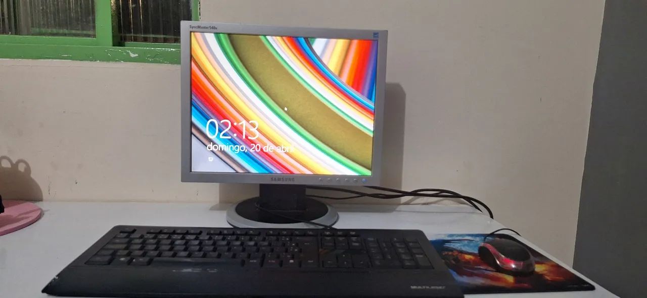 Computador à Venda - Windows 8.1 | 4 GB RAM