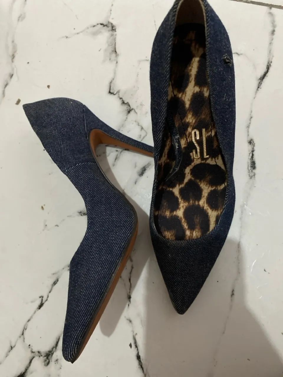 Scarpin Jeans com Detalhes - Foto 2