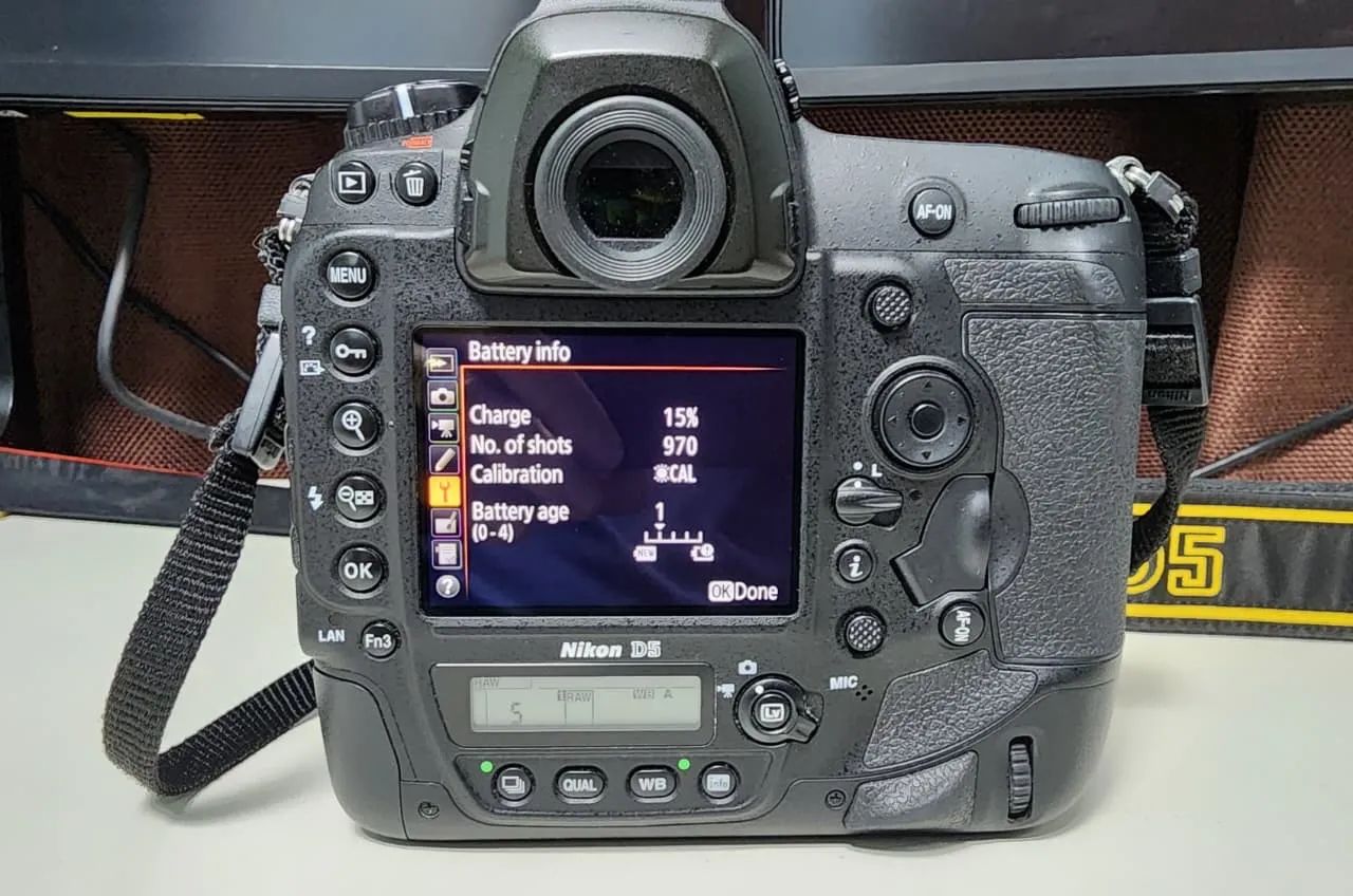 Nikon D5 - Foto 4