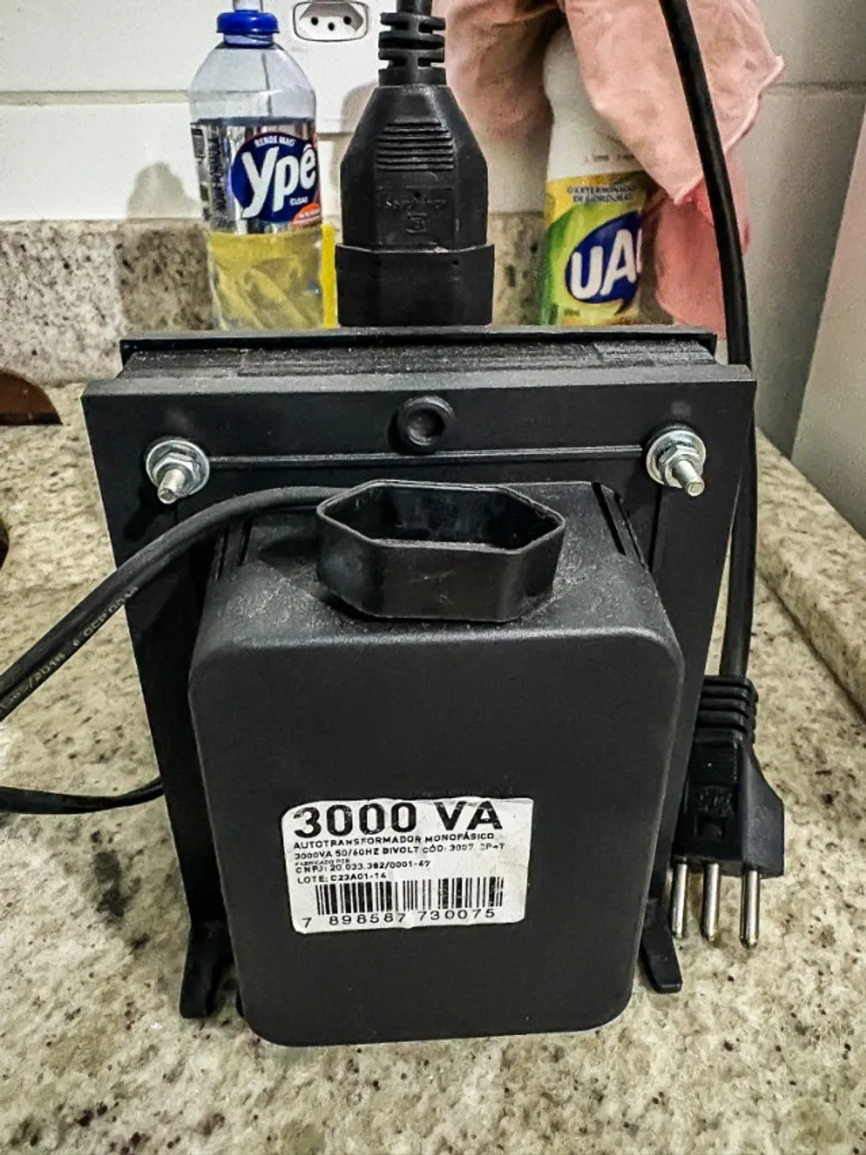 Autotransformador Monofásico 3000VA Bivolt 50/60Hz